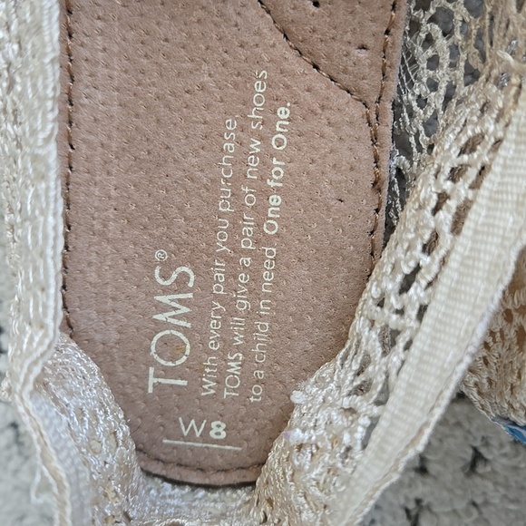 Too big - Picture 4 of 4